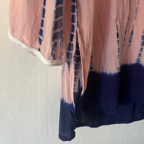 Women’s silk tunic with beading - Picture 7 of 7